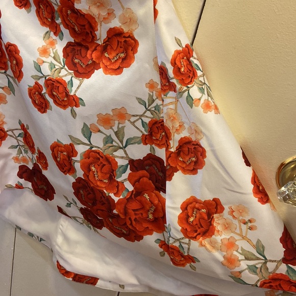 CAMEO About You Dress in Red Blossom Size XS - Picture 5 of 5